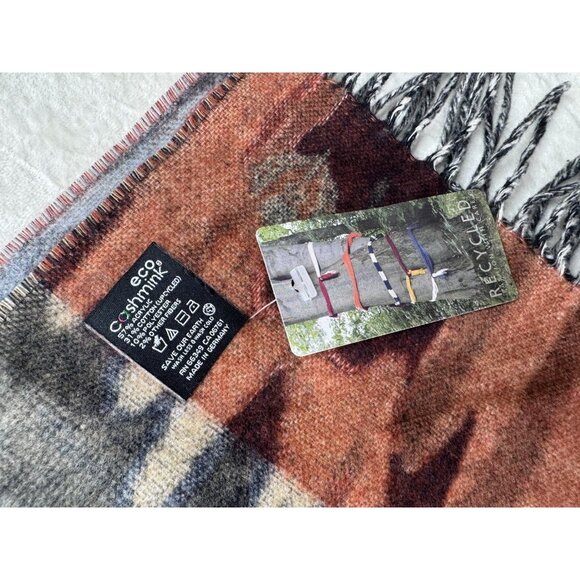 Fraas Eco Cashmink Ripple Print Colorful Soft Scarf NWT - Picture 9 of 12